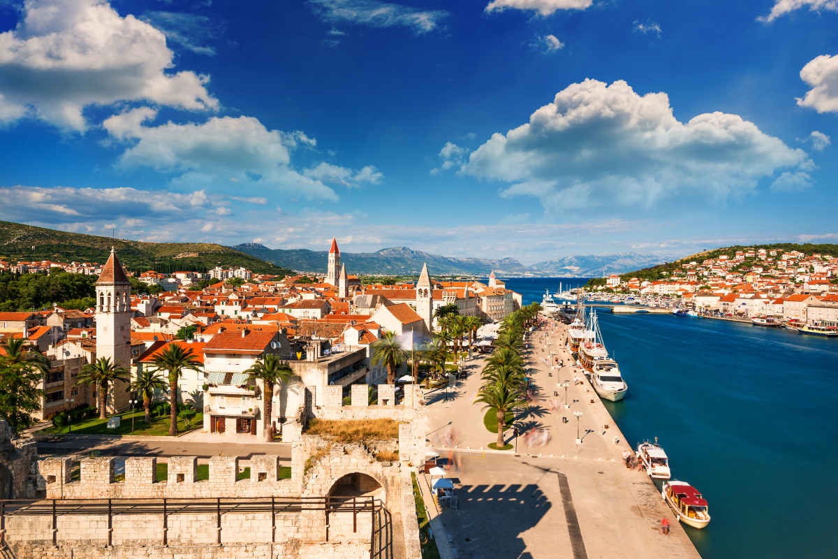 Wymarzone wakacje w Chorwacji? Wybierz Trogir!